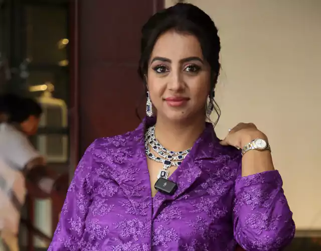 Actress Sanjana Galrani Photos